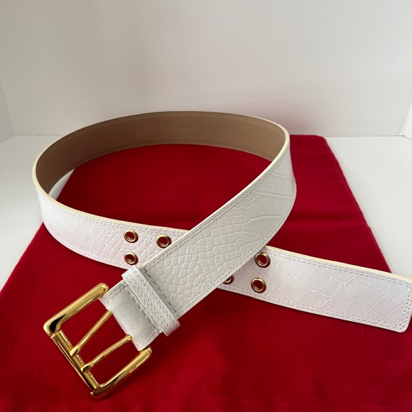 MICHAEL Michael Kors Accessories - ❤️❤️ SOLD ❤️❤️ NWT MICHAEL Michael Kors White Crocodile Print Leather Belt